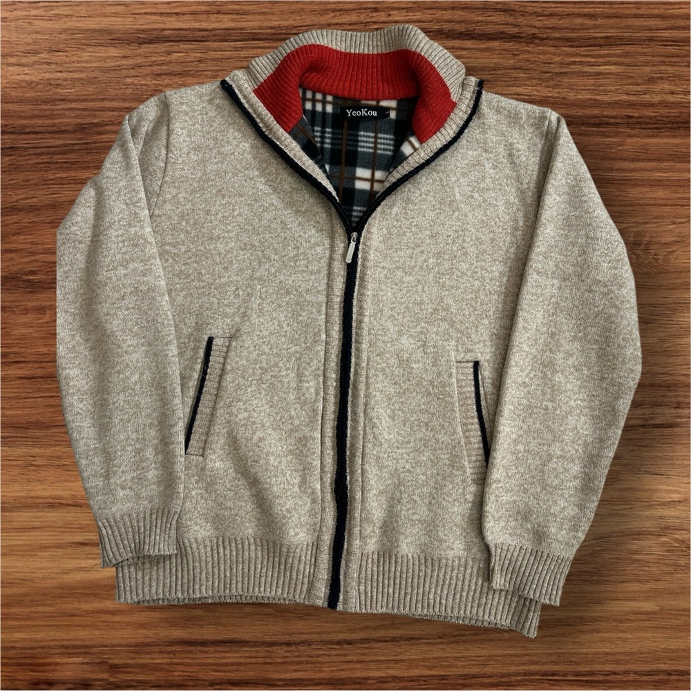 Yeokou Men's Beige Zip-Up Sweater with Plaid Detail